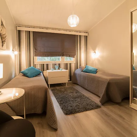 Отель Kuerkievari Kuerhotel Экясломполо