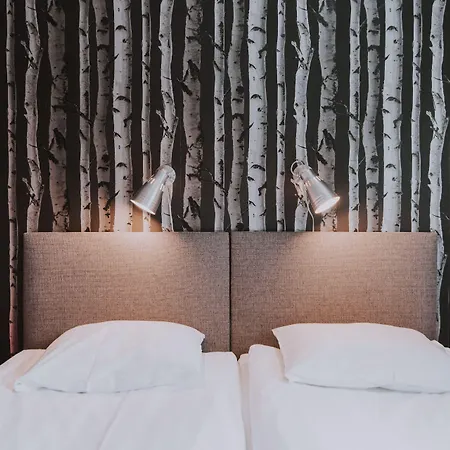 酒店 Kuerkievari Kuerhotel 2*