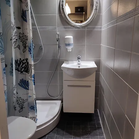 Отель Kuerkievari Kuerhotel 2*