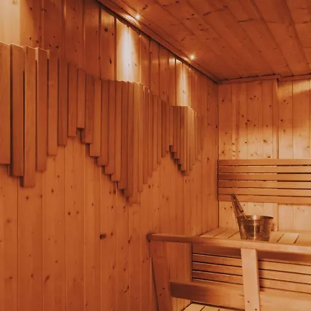 Kuerkievari Kuerhotel Отель Экясломполо